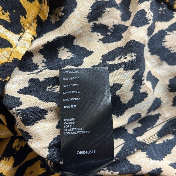 Urban Outfitters-Zoe sis tie xsmall wrap romper yellow leopard NWT - Picture 9 of 9